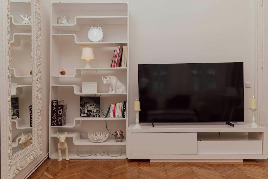 Modern Stylish Comfortable 2 Bedroom Apartment Viena Exterior foto